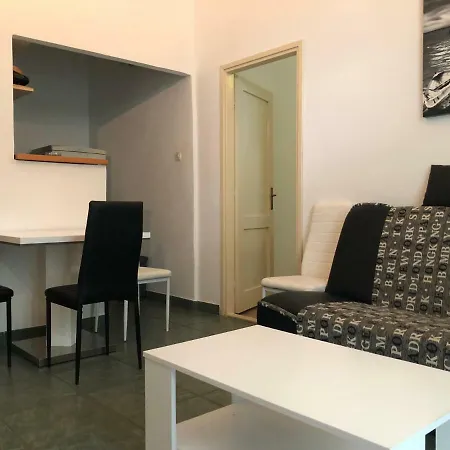 Lolov Apartman